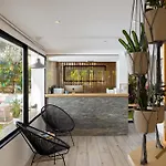 L\'Oasis Hotel